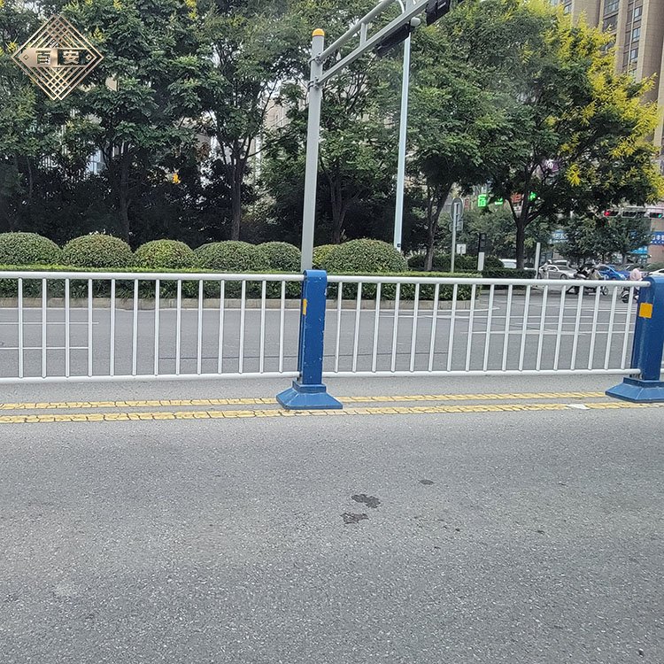 阜陽道路護欄